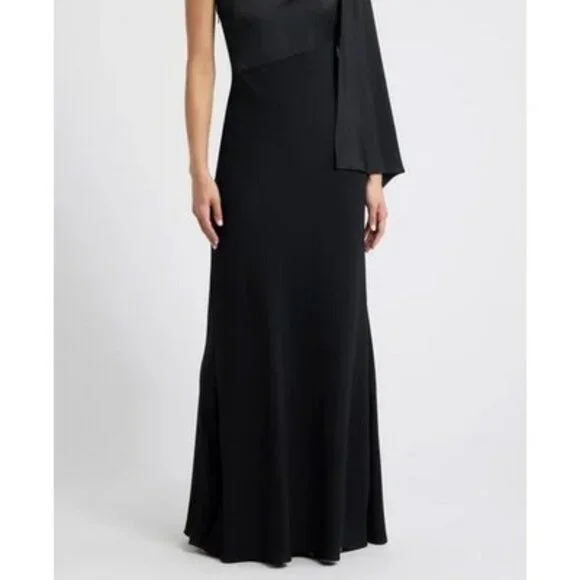 evening dress with side split Vince Camuto Sleeveless Tie Halter Neck Ruffle Satin Gown